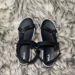 MIA Luca Sandals